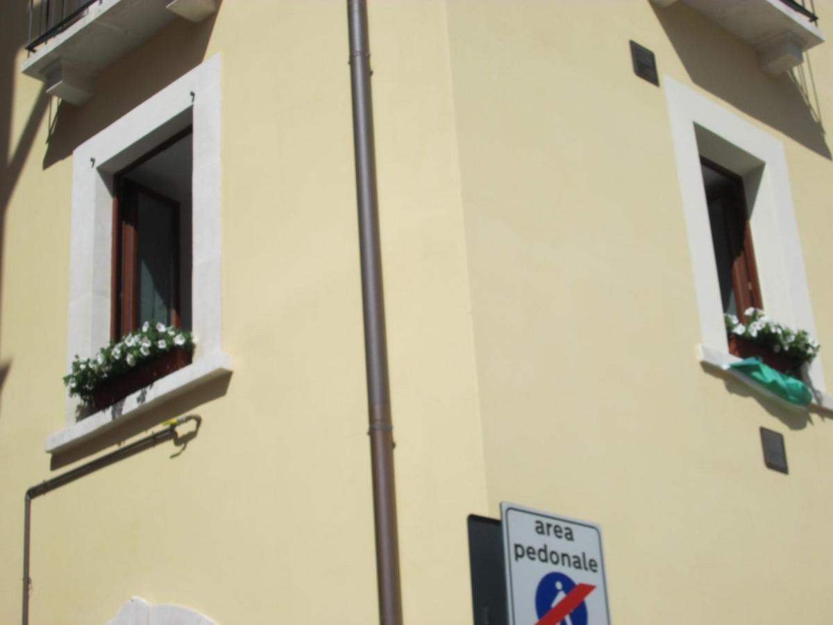 B&B Regina Margherita LʼAquila Exterior foto